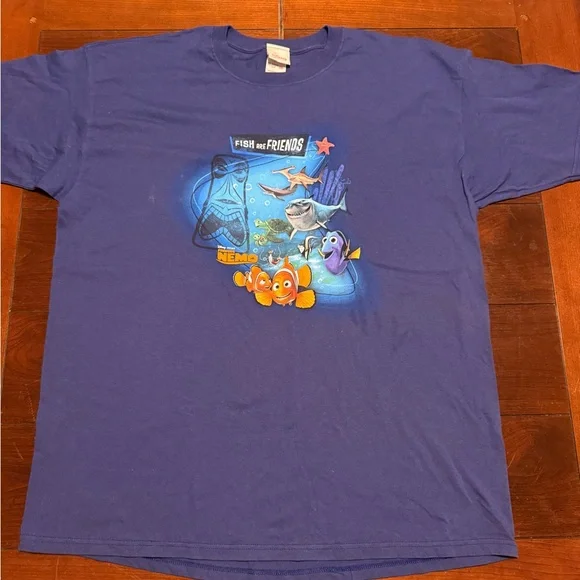 Disney Store Disney Pixar Finding Nemo Fish and Friends Adult T-shirt - Blue - Picture 1 of 7